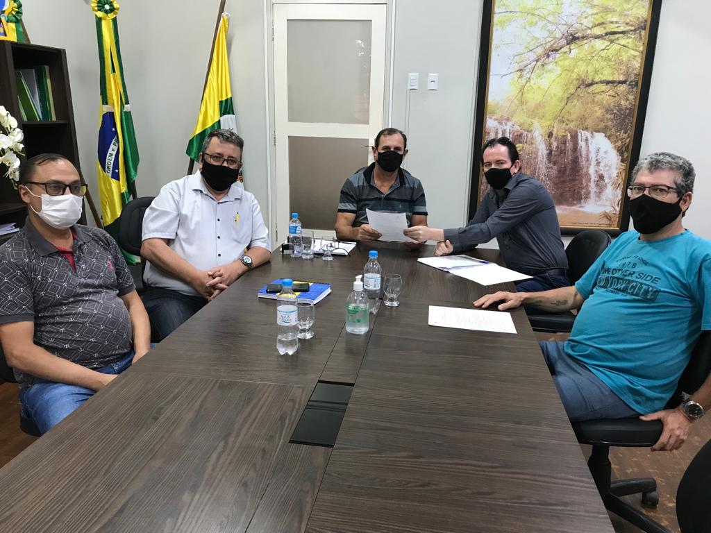 Prefeito Ruben recebeu a presidência do Sismug      